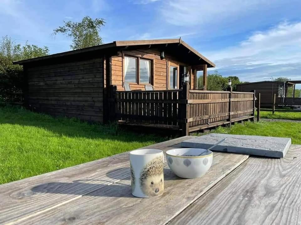 Country Bumpkin - Romantic Couples Stay In Oakhill Cabin Екстер'єр фото